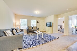 Living Room | Single-Story Home | Free WiFi | Central A/C | Electric Heating
