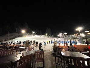 Skidåkning och snöaktiviteter