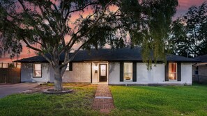 Renovated house located in a safe and quite cul-de-sac, yet centrally located.  