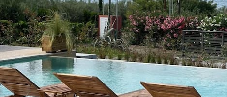 Private pool