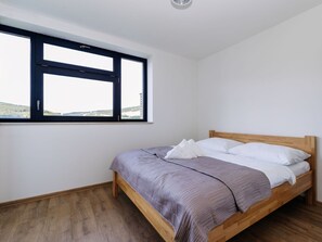 Bois, Chambre, Design Intérieur, Lit, Appartement, Literie, Pièce, Drap De Lit, Plafond, Dur