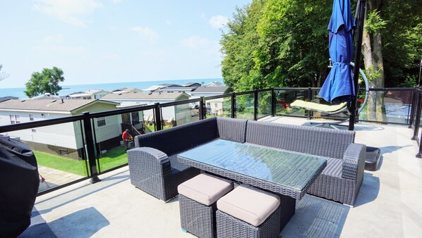 Rooftop Lounge