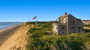 Stonghold back overlooking Atlantic Ocean