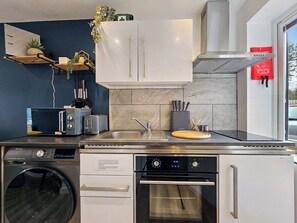 Kitchen 1 5