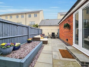 Garden 2 1 1