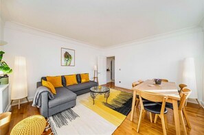 Living/dining-room.