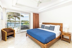 2 Bdrm Stunning Marina View at The Yacht Club  C5 (30)