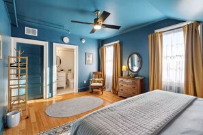 Bedroom 6 with king bed and full bathroom