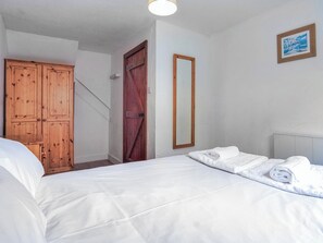 Double bedroom | Crackington Cottage, Bude