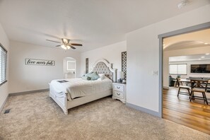 Interior | Central Heating | Free WiFi