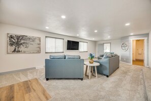 Living Room | Queen Sleeper Sofa | Smart TV