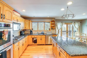 Kitchen | 2-Story House | In-Unit Laundry | Self Check-In