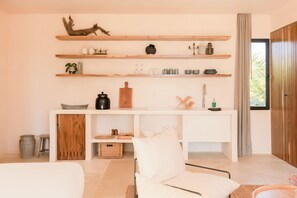 Equipped kitchenette.