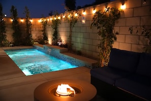 Unwind in luxury as you soak in our heated spool with invigorating turbo jets.