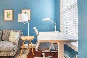 48" sit/stand motorized desk for working from home