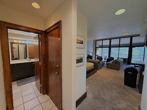 Full Bath and Spacious Living Room