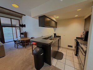 Efficiency Kitchen