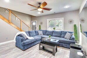 Living Room | Smart TV | Central A/C | 1st Floor