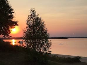 Sonnenuntergang am See
