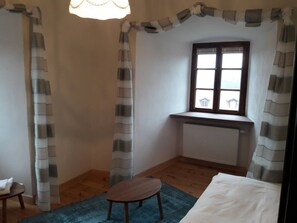 Zweites Zimmer/Wohnzimmer