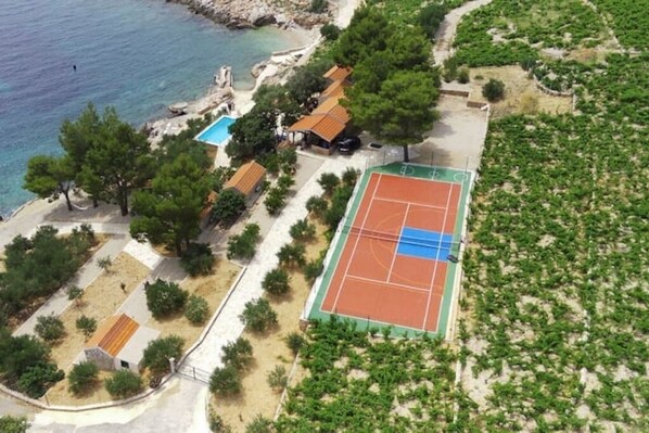 Sport court