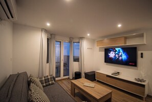 Living room with direct access to terrace