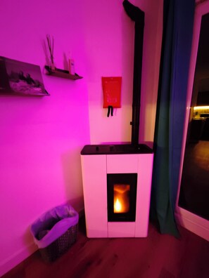 Pellet fireplace