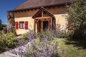 Holiday Home Exterior [summer]