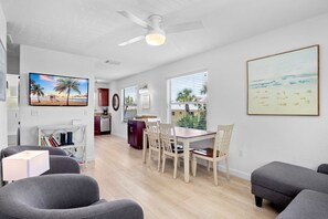 Beach Sunrise and Sunset Villas by AMI Locals