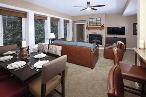 hml_unit_2_living_1