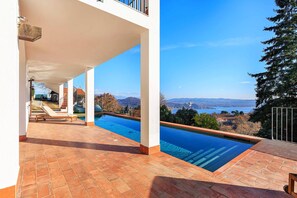 Villa Mirella - Dagnente, Lake Maggiore - NORTHITALY VILLAS Vacation rentals