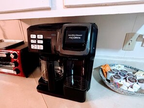 Kitchen - Keurig AND Automatic Drip with Reusable Filter