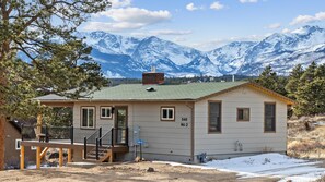 Cabin with amazing views