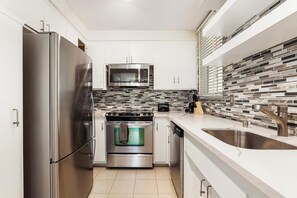 Fully equipped kitchen—cook, dine, and feel right at home!







