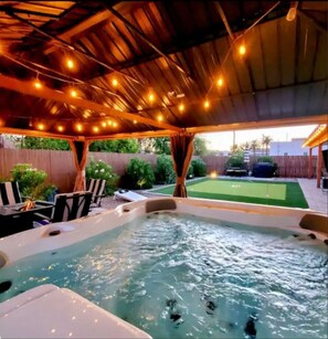 Jets on, stress off—your Scottsdale soak spot is ready.