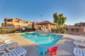 Graysill Casitas | Gated Community | Community Pool | Outdoor Dining Area