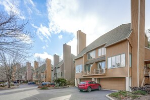 Townhouse Exterior | Ski Shuttle Access