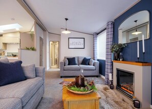 Coniston Lodge - Lillyhall Lodge Retreat, Workington
