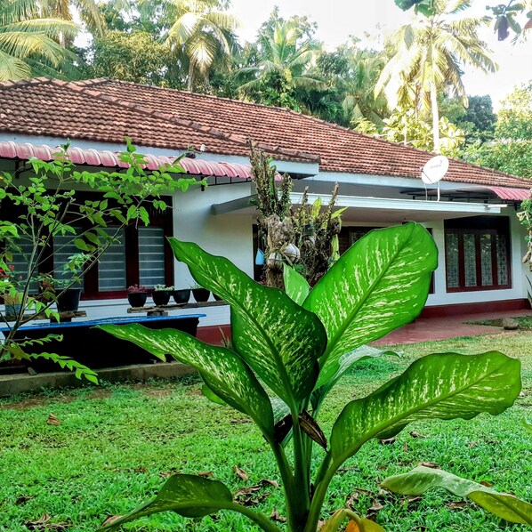 ship house