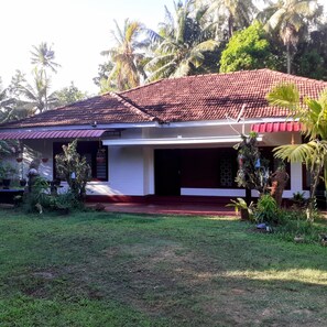ship house
