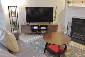 Smart TV equipped with all the apps to watch your favorite movie or show! 