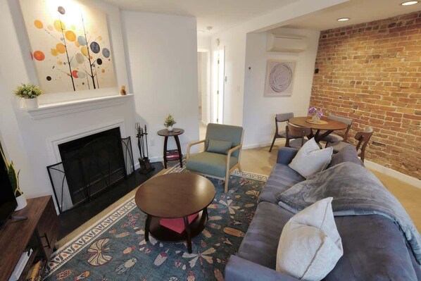 Welcome to our Cozy home in Eastern Market! 