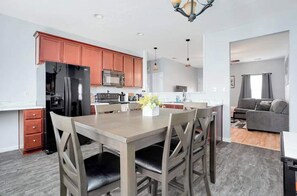 A bright and airy dining space for unforgettable meals!