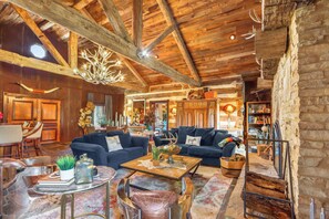 Custom Hill Country interior of the Lodge