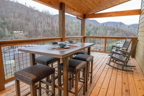 Bear Vista View's relaxing deck
