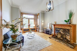 Home Decor, Architecture, Building, Furniture, Indoors