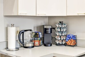 Shelf, Pot, Indoors, Kitchen, Pantry