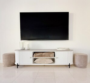 Large 85 inch TV to enjoy that Movie or Sport