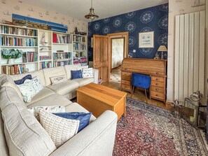 Living area | Heatherdale, Dunoon