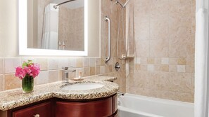 STUDIO Full Bath